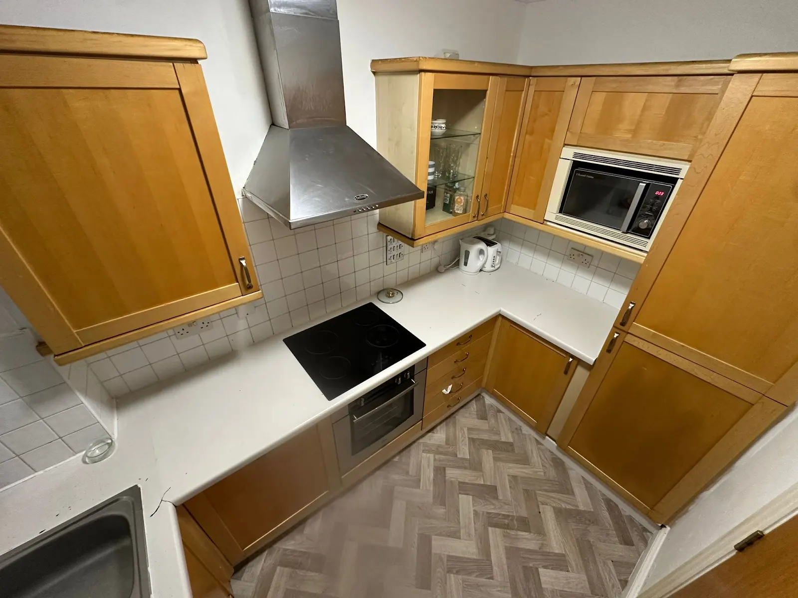 3 doubles rooms in Crossharbour